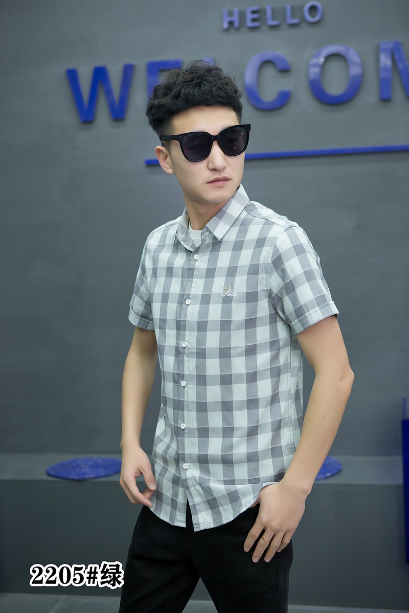 专属你的剪裁——高定男士衬衫